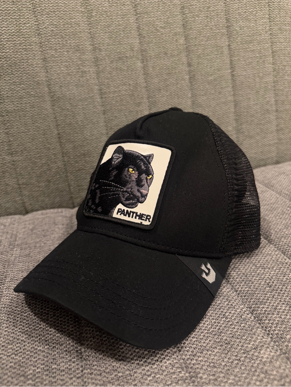 Mens animal farm trucker cap